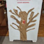 Praca plastyczna: 10 października - Dzień Drzewa