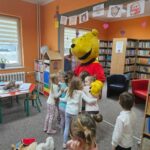 Dzień Pluszowego Misia w bibliotece - zabawy z Misiem - Kubusiem Puchatkiem