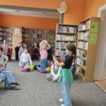 Zabawy i wróżby andrzejkowe w Bibliotece
