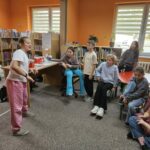 Zabawy i wróżby andrzejkowe w Bibliotece